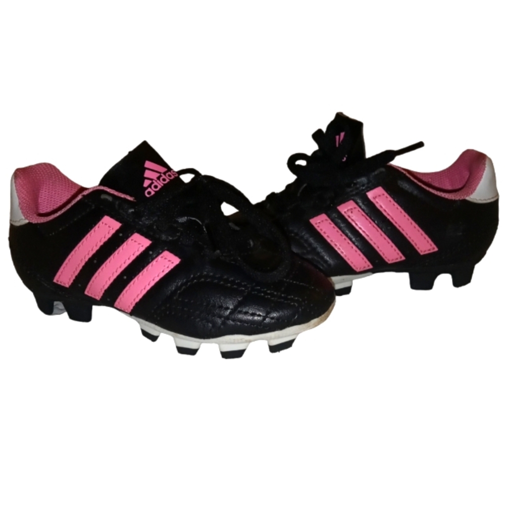 Toddlers athletic shoes